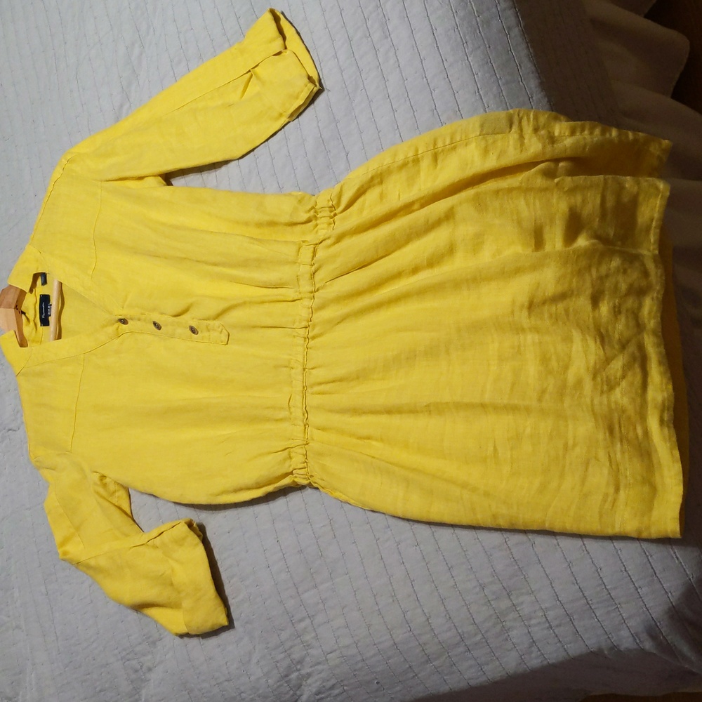 Facconable short dress